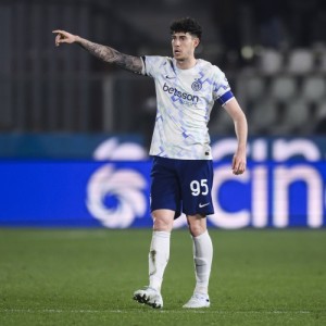 罗马诺：巴萨已经开始接触巴斯托尼，国米要价不会低于5000万欧元